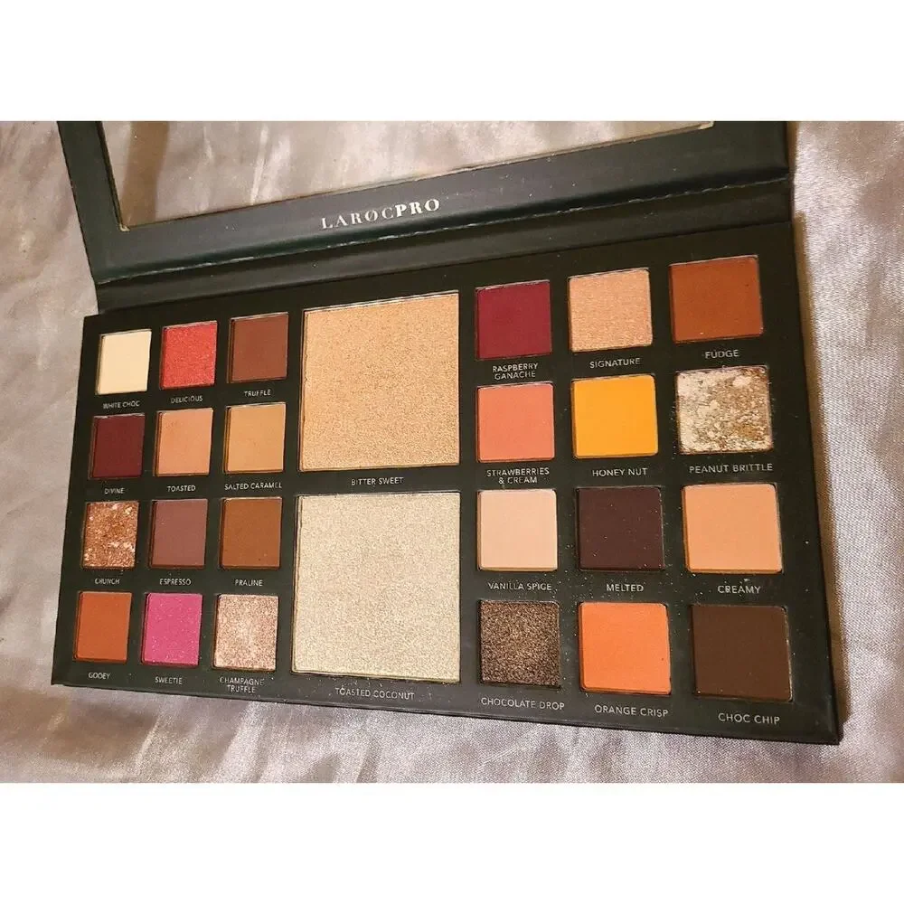 Laroc Pro The Chocolate Box neutral eyeshadow palette